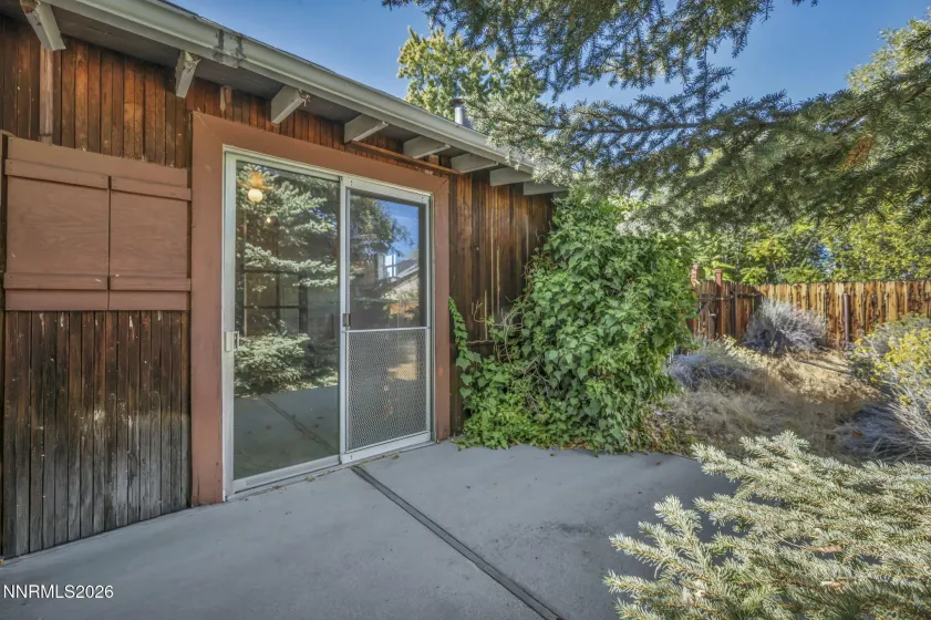 1400 Davidson, Reno, Nevada 89509, 2 Bedrooms Bedrooms, ,2 BathroomsBathrooms,Residential,Residential,Davidson,0,260012691
