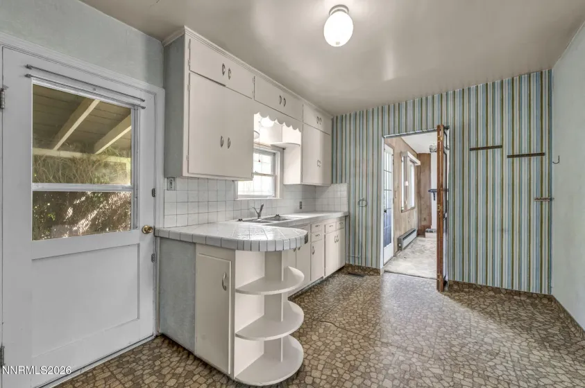 1400 Davidson, Reno, Nevada 89509, 2 Bedrooms Bedrooms, ,2 BathroomsBathrooms,Residential,Residential,Davidson,0,260012691