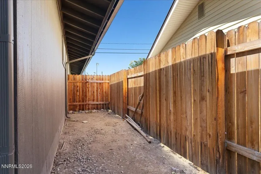 820 Keele, Reno, Nevada 89509, 4 Bedrooms Bedrooms, ,2 BathroomsBathrooms,Residential,Residential,Keele,0,260012692
