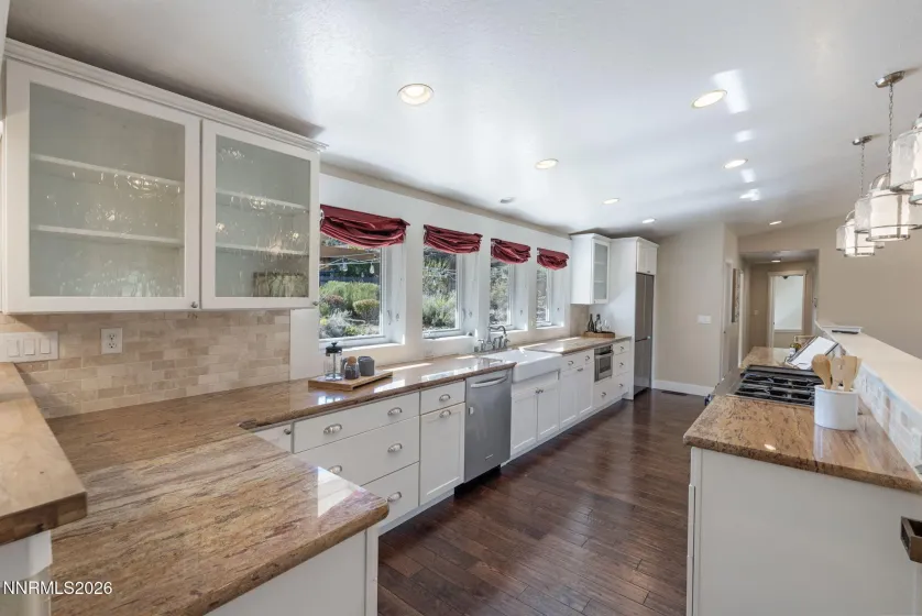 15020 Edmands, Reno, Nevada 89511, 5 Bedrooms Bedrooms, ,3 BathroomsBathrooms,Residential,Residential,Edmands,0,260012694