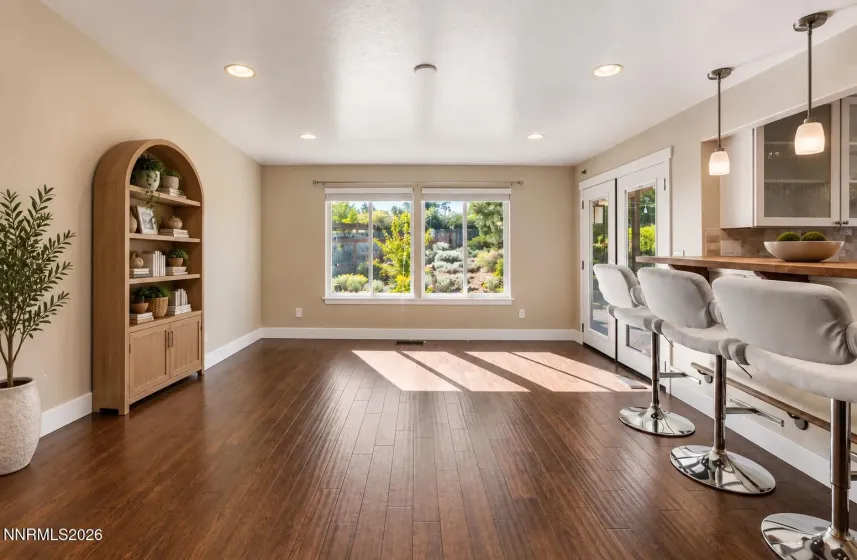 15020 Edmands, Reno, Nevada 89511, 5 Bedrooms Bedrooms, ,3 BathroomsBathrooms,Residential,Residential,Edmands,0,260012694