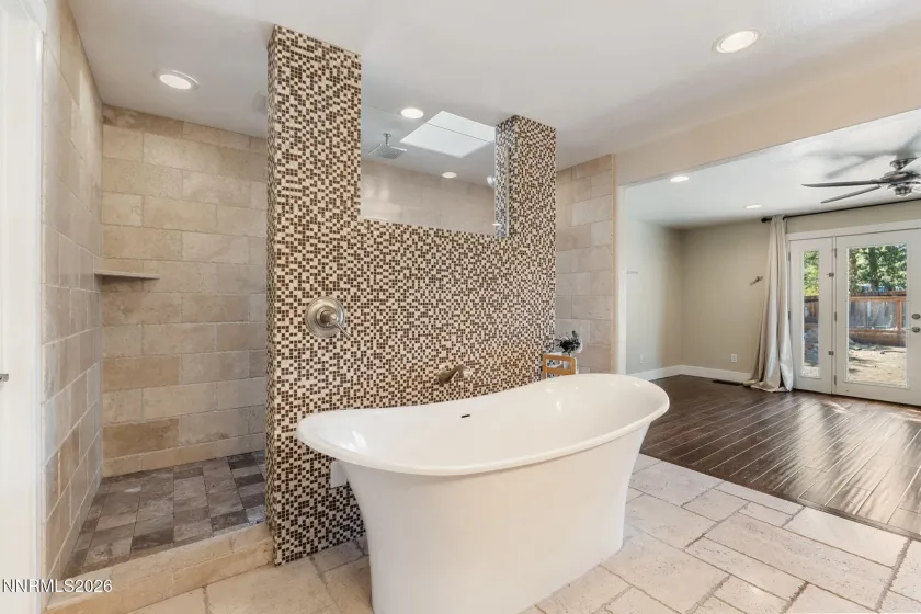 15020 Edmands, Reno, Nevada 89511, 5 Bedrooms Bedrooms, ,3 BathroomsBathrooms,Residential,Residential,Edmands,0,260012694