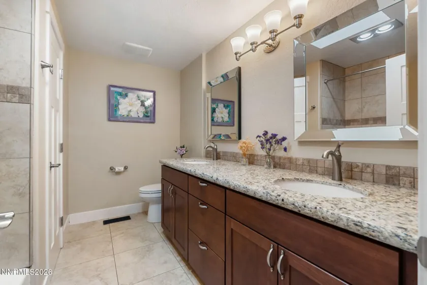 15020 Edmands, Reno, Nevada 89511, 5 Bedrooms Bedrooms, ,3 BathroomsBathrooms,Residential,Residential,Edmands,0,260012694