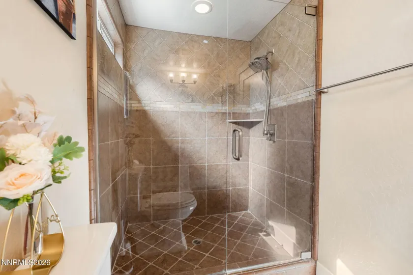 15020 Edmands, Reno, Nevada 89511, 5 Bedrooms Bedrooms, ,3 BathroomsBathrooms,Residential,Residential,Edmands,0,260012694