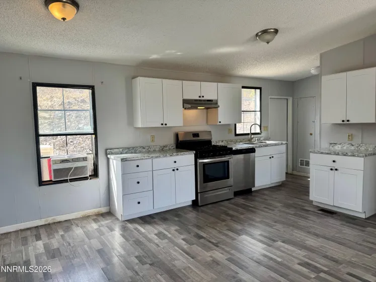 19 Stope, Dayton, Nevada 89403, 3 Bedrooms Bedrooms, ,2 BathroomsBathrooms,Residential,Residential,Stope,0,260012695