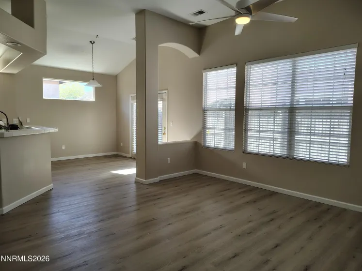 1195 Scenic Park, Reno, Nevada 89521, 3 Bedrooms Bedrooms, ,2 BathroomsBathrooms,Residential,Residential,Scenic Park,0,260012698