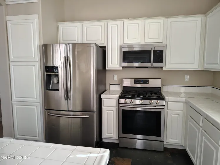1195 Scenic Park, Reno, Nevada 89521, 3 Bedrooms Bedrooms, ,2 BathroomsBathrooms,Residential,Residential,Scenic Park,0,260012698