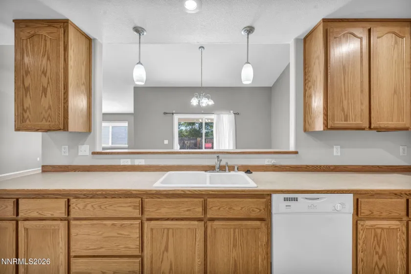 445 Torrey Pines, Fallon, Nevada 89406, 3 Bedrooms Bedrooms, ,2 BathroomsBathrooms,Residential,Residential,Torrey Pines,0,260012701