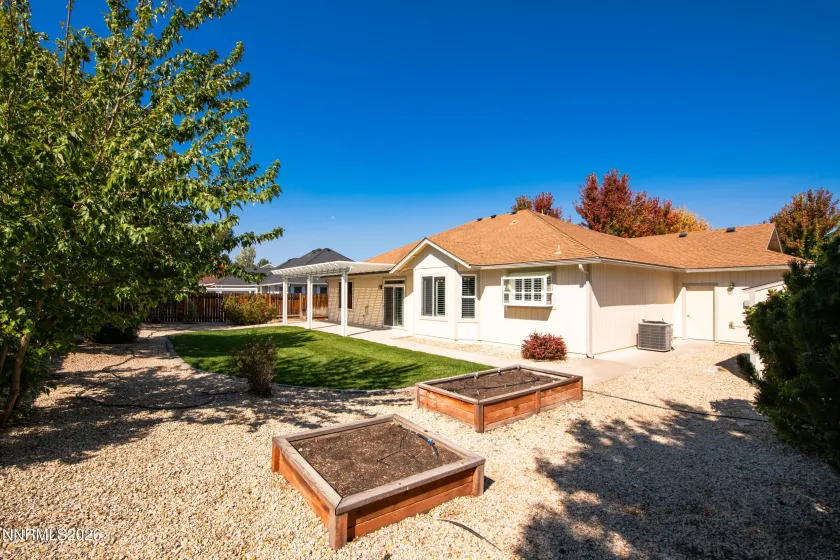 1411 Arlen, Gardnerville, Nevada 89410, 3 Bedrooms Bedrooms, ,2 BathroomsBathrooms,Residential,Residential,Arlen,0,260012711