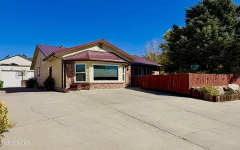 202 Summit, Winnemucca, Nevada 89445, 3 Bedrooms Bedrooms, ,2 BathroomsBathrooms,Residential,Residential,Summit,0,260012714