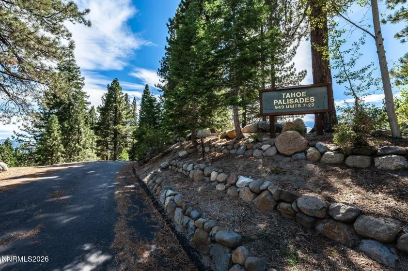 949 Dana, Incline Village, Nevada 89451, 3 Bedrooms Bedrooms, ,2 BathroomsBathrooms,Residential,Residential,Dana,0,260012715
