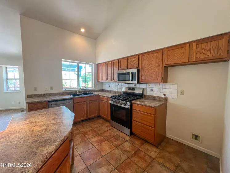 3524 Gwynelle, Sparks, Nevada 89431, 3 Bedrooms Bedrooms, ,2 BathroomsBathrooms,Residential,Residential,Gwynelle,0,260012716