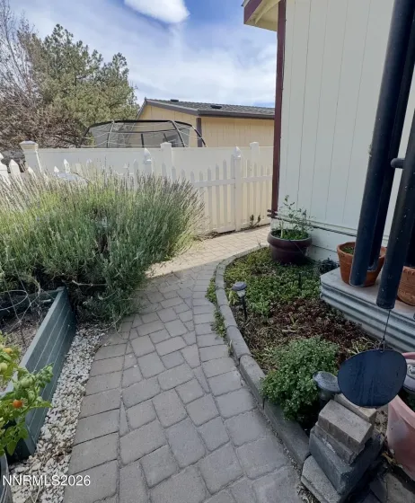 10 Rue De La Azure, Sparks, Nevada 89434, 3 Bedrooms Bedrooms, ,2 BathroomsBathrooms,Residential,Residential,Rue De La Azure,0,260012717
