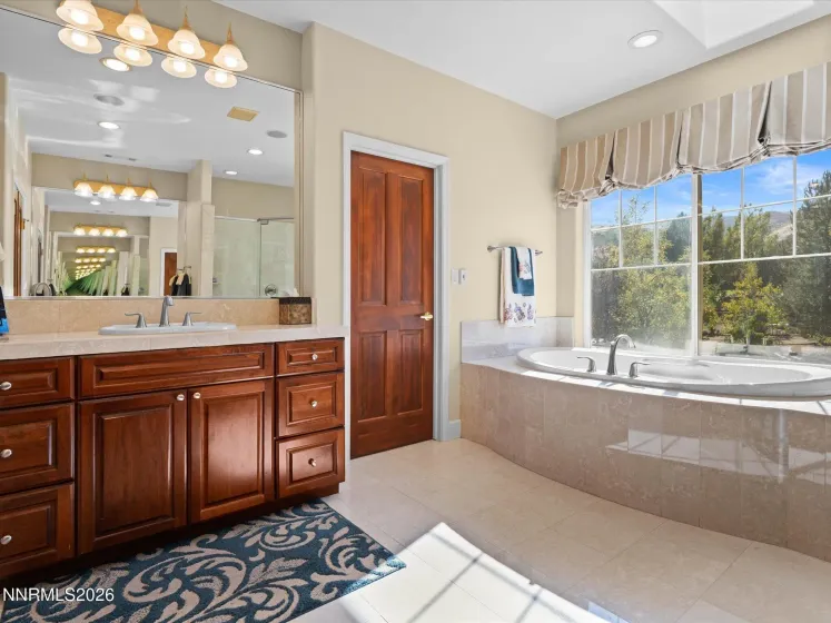 4249 Plateau, Reno, Nevada 89519, 4 Bedrooms Bedrooms, ,5 BathroomsBathrooms,Residential,Residential,Plateau,0,260012719