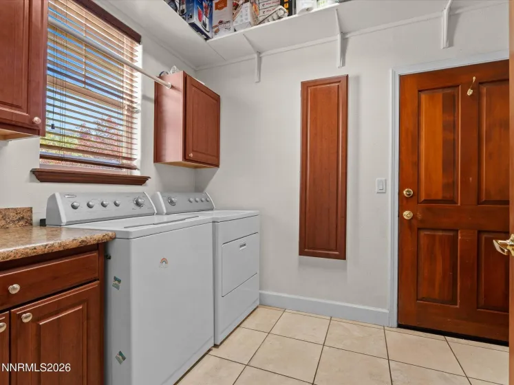 4249 Plateau, Reno, Nevada 89519, 4 Bedrooms Bedrooms, ,5 BathroomsBathrooms,Residential,Residential,Plateau,0,260012719