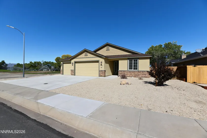 794 Divot, Fernley, Nevada 89408, 4 Bedrooms Bedrooms, ,2 BathroomsBathrooms,Residential,Residential,Divot,0,260012728