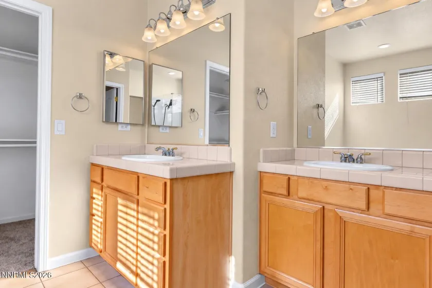 3197 Ten Mile, Sparks, Nevada 89436, 4 Bedrooms Bedrooms, ,4 BathroomsBathrooms,Residential,Residential,Ten Mile,0,260012729