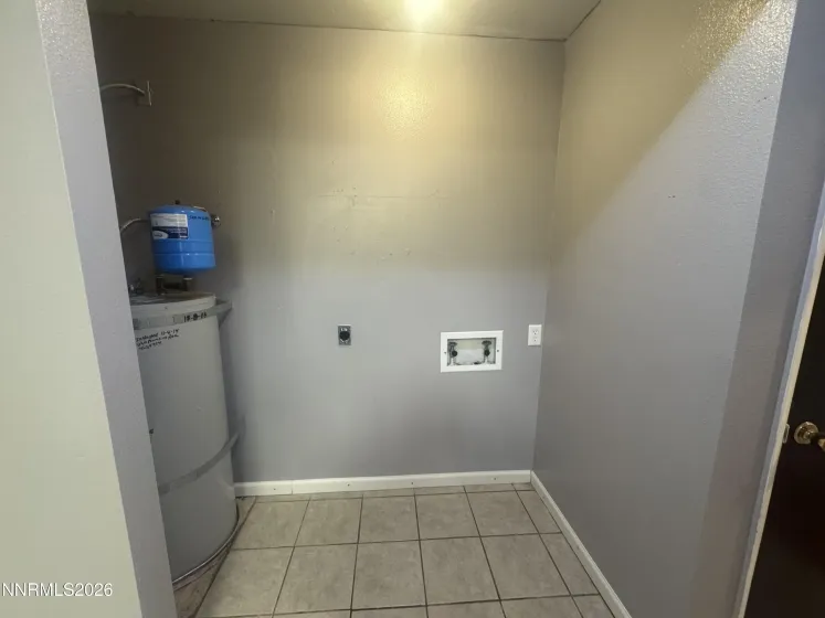1020 Gary, Fallon, Nevada 89406, 3 Bedrooms Bedrooms, ,1 BathroomBathrooms,Residential,Residential,Gary,0,260012733