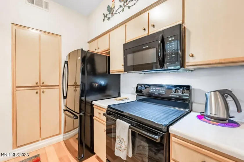 6850 Sharlands, Reno, Nevada 89523, 2 Bedrooms Bedrooms, ,2 BathroomsBathrooms,Residential,Residential,Sharlands,0,260012734