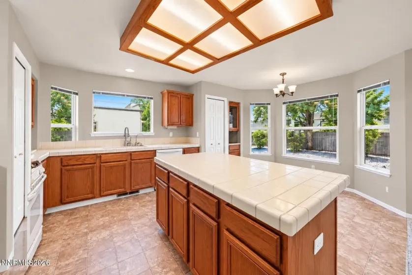 865 Francesca, Sparks, Nevada 89436, 4 Bedrooms Bedrooms, ,3 BathroomsBathrooms,Residential,Residential,Francesca,0,260012735