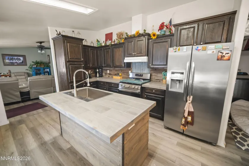 500 Quail, Lovelock, Nevada 89419, 3 Bedrooms Bedrooms, ,2 BathroomsBathrooms,Residential,Residential,Quail,0,260012736