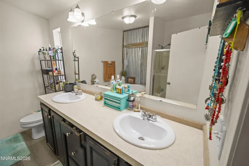 500 Quail, Lovelock, Nevada 89419, 3 Bedrooms Bedrooms, ,2 BathroomsBathrooms,Residential,Residential,Quail,0,260012736