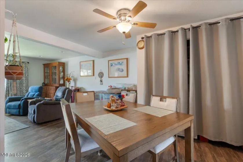 7353 Wallsend, Reno, Nevada 89511, 5 Bedrooms Bedrooms, ,3 BathroomsBathrooms,Residential,Residential,Wallsend,0,260012738