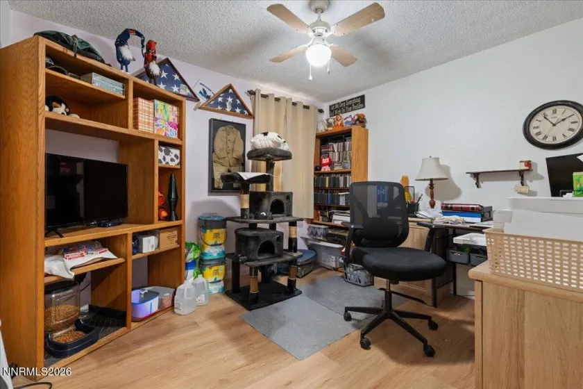 7353 Wallsend, Reno, Nevada 89511, 5 Bedrooms Bedrooms, ,3 BathroomsBathrooms,Residential,Residential,Wallsend,0,260012738
