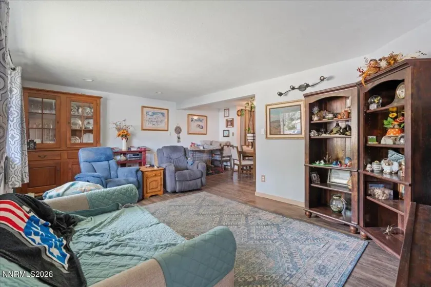 7353 Wallsend, Reno, Nevada 89511, 5 Bedrooms Bedrooms, ,3 BathroomsBathrooms,Residential,Residential,Wallsend,0,260012738