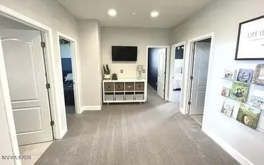 10546 Circle Oaks, Reno, Nevada 89521, 5 Bedrooms Bedrooms, ,3 BathroomsBathrooms,Residential,Residential,Circle Oaks,0,260012743