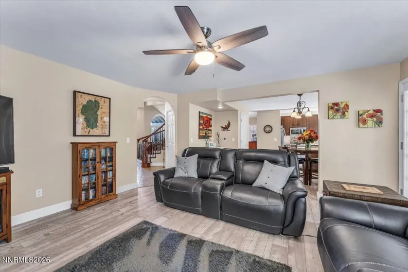 1880 Tess, Reno, Nevada 89511, 4 Bedrooms Bedrooms, ,3 BathroomsBathrooms,Residential,Residential,Tess,0,260012744