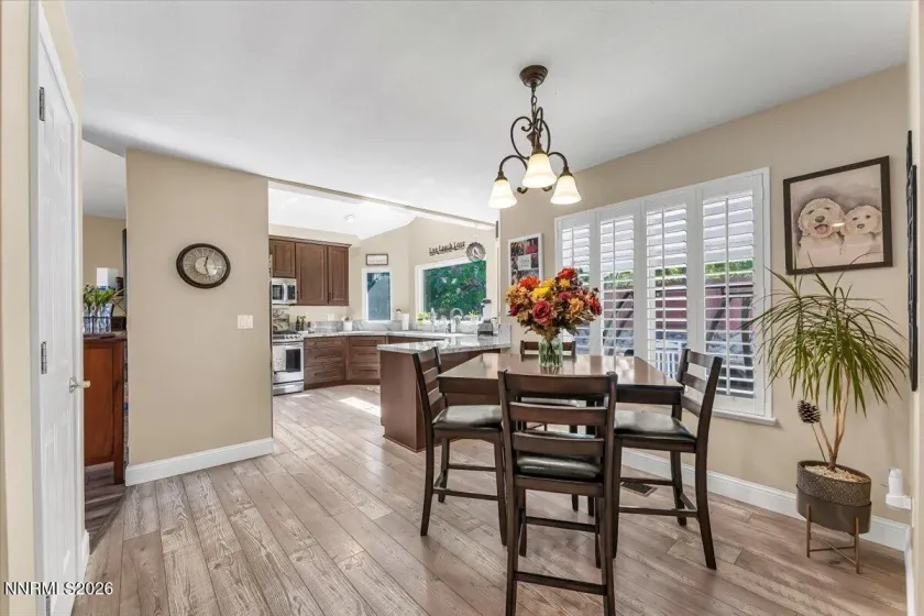 1880 Tess, Reno, Nevada 89511, 4 Bedrooms Bedrooms, ,3 BathroomsBathrooms,Residential,Residential,Tess,0,260012744