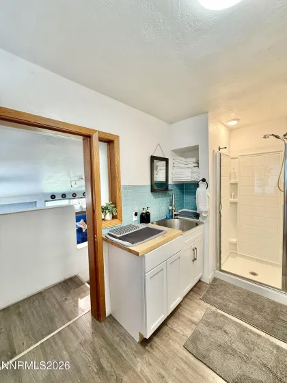 Studio bathroom