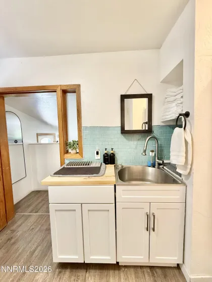 Studio bathroom