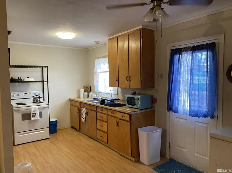10 Olavarria, Mc Dermitt, Nevada 89421, ,2 BathroomsBathrooms,Residential Income,Residential,Olavarria,0,260012749