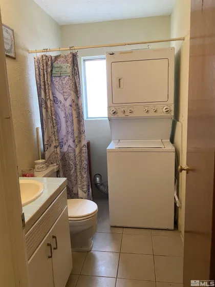 10 Olavarria, Mc Dermitt, Nevada 89421, ,2 BathroomsBathrooms,Residential Income,Residential,Olavarria,0,260012749