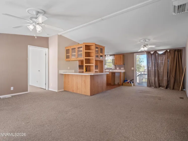 70 Mountain, Yerington, Nevada 89447, 4 Bedrooms Bedrooms, ,2 BathroomsBathrooms,Residential,Residential,Mountain,0,260012751