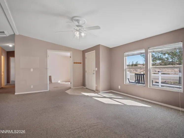 70 Mountain, Yerington, Nevada 89447, 4 Bedrooms Bedrooms, ,2 BathroomsBathrooms,Residential,Residential,Mountain,0,260012751