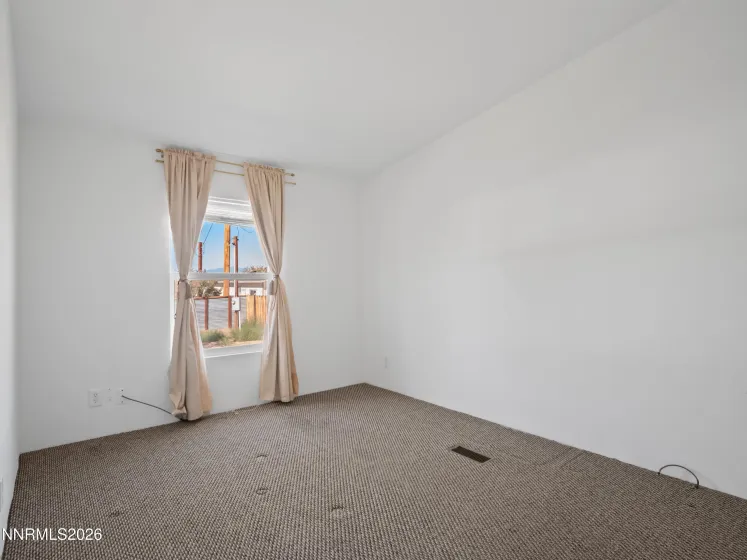 70 Mountain, Yerington, Nevada 89447, 4 Bedrooms Bedrooms, ,2 BathroomsBathrooms,Residential,Residential,Mountain,0,260012751