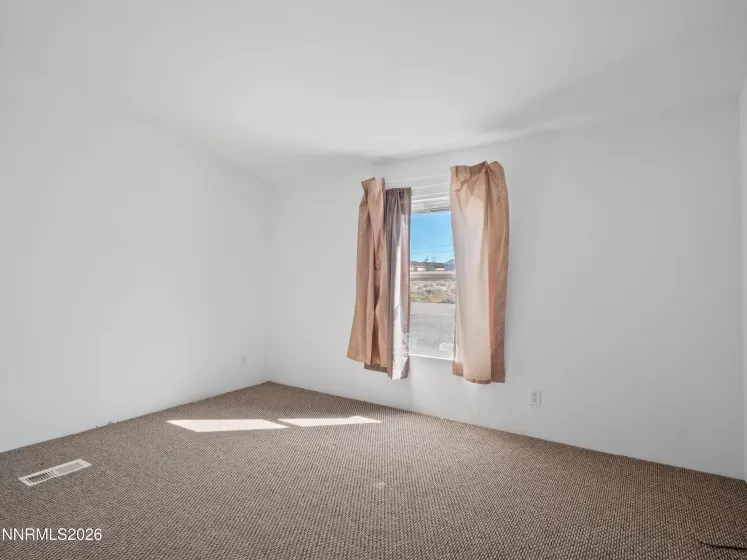70 Mountain, Yerington, Nevada 89447, 4 Bedrooms Bedrooms, ,2 BathroomsBathrooms,Residential,Residential,Mountain,0,260012751