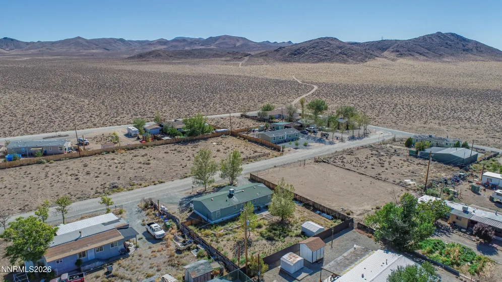 70 Mountain, Yerington, Nevada 89447, 4 Bedrooms Bedrooms, ,2 BathroomsBathrooms,Residential,Residential,Mountain,0,260012751