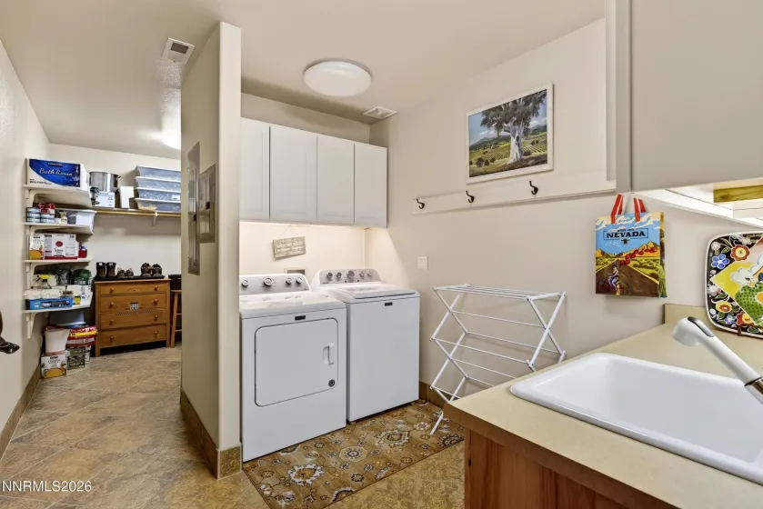 1530 Moss, Gardnerville, Nevada 89410, 3 Bedrooms Bedrooms, ,4 BathroomsBathrooms,Residential,Residential,Moss,0,260012752