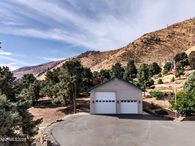 1530 Moss, Gardnerville, Nevada 89410, 3 Bedrooms Bedrooms, ,4 BathroomsBathrooms,Residential,Residential,Moss,0,260012752