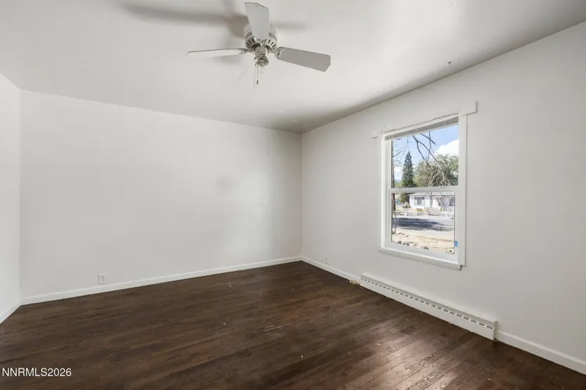 2060 Clear Acre, Reno, Nevada 89512, 3 Bedrooms Bedrooms, ,2 BathroomsBathrooms,Residential Income,Residential,Clear Acre,0,260012755