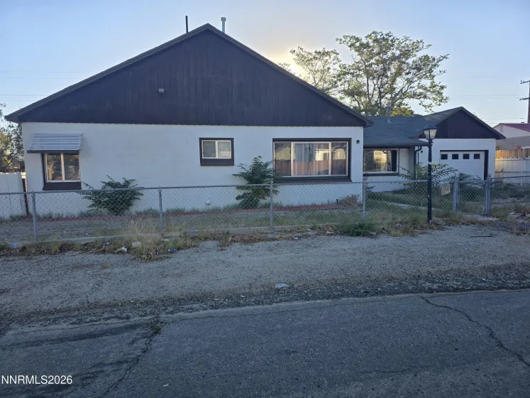 654 H, Hawthorne, Nevada 89415, 3 Bedrooms Bedrooms, ,2 BathroomsBathrooms,Residential,Residential,H,0,260012756
