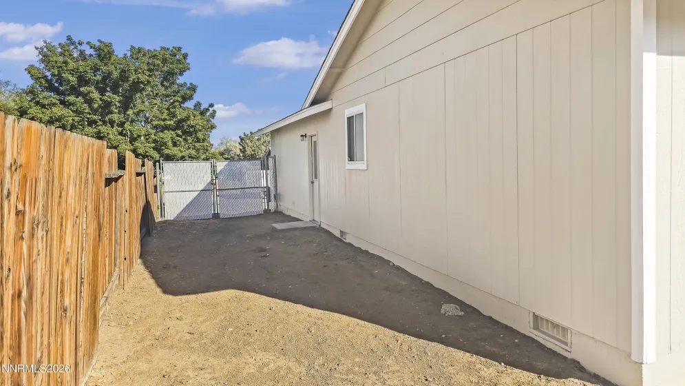 577 Yellow Jacket, Dayton, Nevada 89403, 3 Bedrooms Bedrooms, ,2 BathroomsBathrooms,Residential,Residential,Yellow Jacket,0,260012759