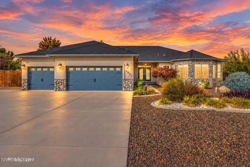1271 La Sierra, Minden, Nevada 89423, 4 Bedrooms Bedrooms, ,3 BathroomsBathrooms,Residential,Residential,La Sierra,0,260012761