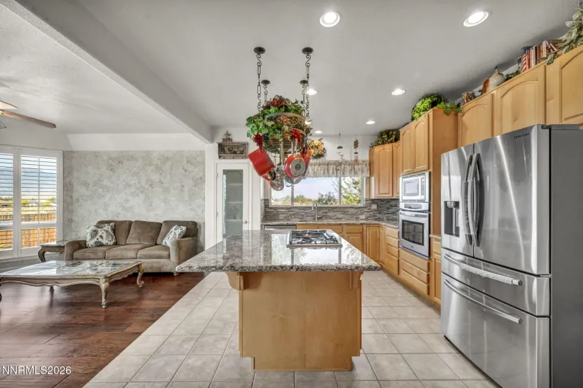 1271 La Sierra, Minden, Nevada 89423, 4 Bedrooms Bedrooms, ,3 BathroomsBathrooms,Residential,Residential,La Sierra,0,260012761