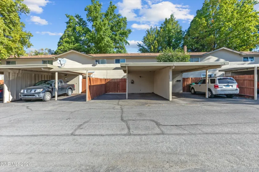 325 Smithridge, Reno, Nevada 89502, 2 Bedrooms Bedrooms, ,2 BathroomsBathrooms,Residential,Residential,Smithridge,0,260012762