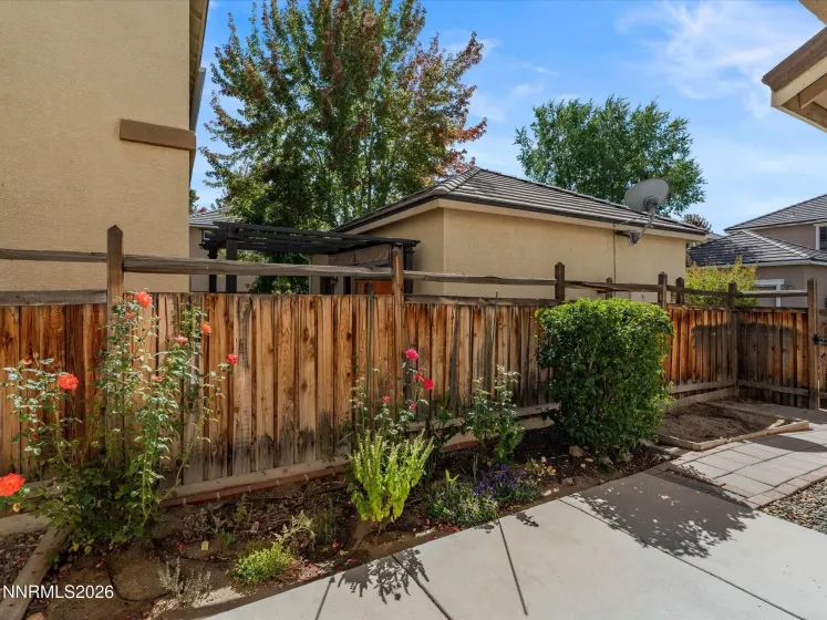 6707 Gaja, Sparks, Nevada 89436, 3 Bedrooms Bedrooms, ,3 BathroomsBathrooms,Residential,Residential,Gaja,0,260012769